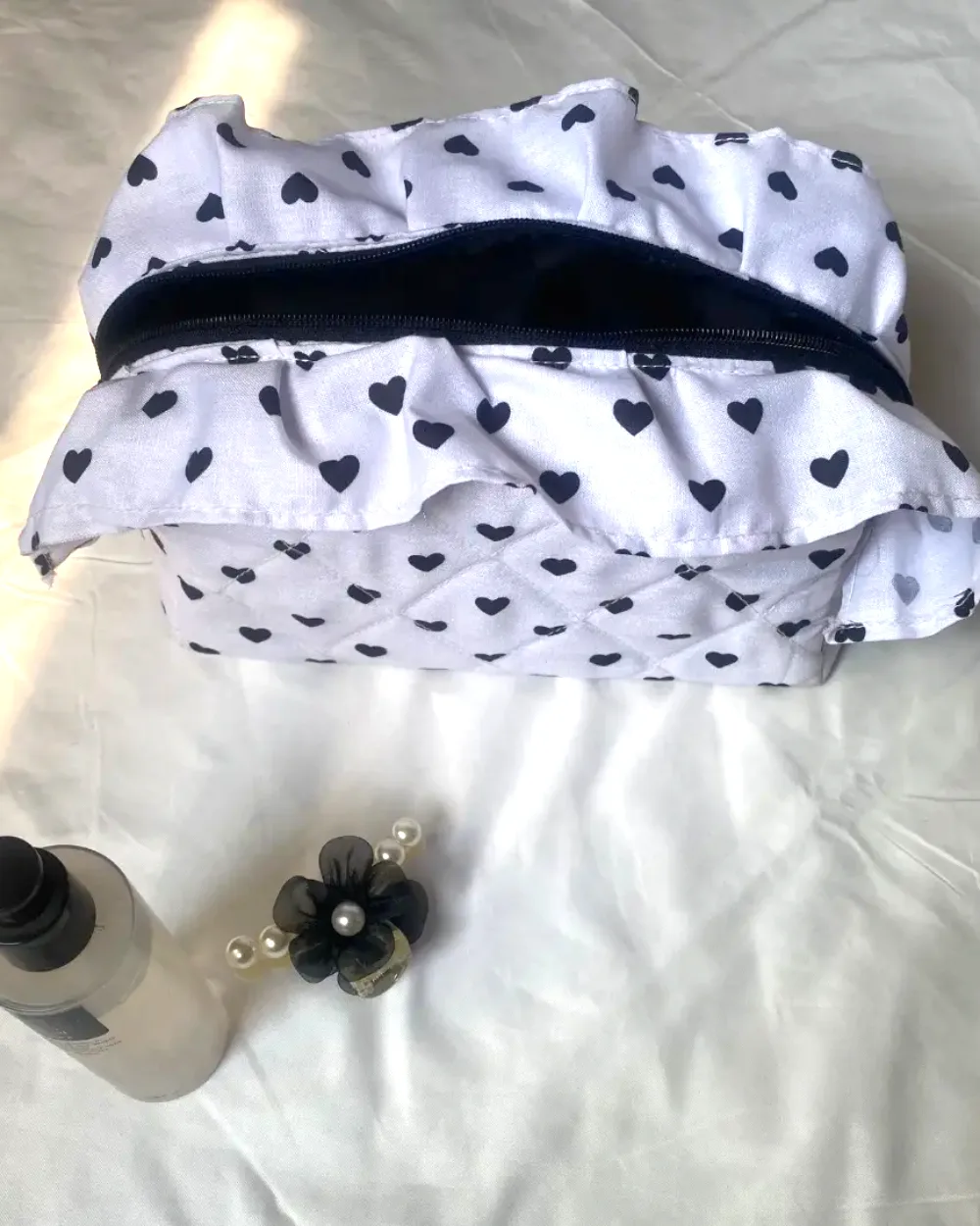 Midnight heart pouch